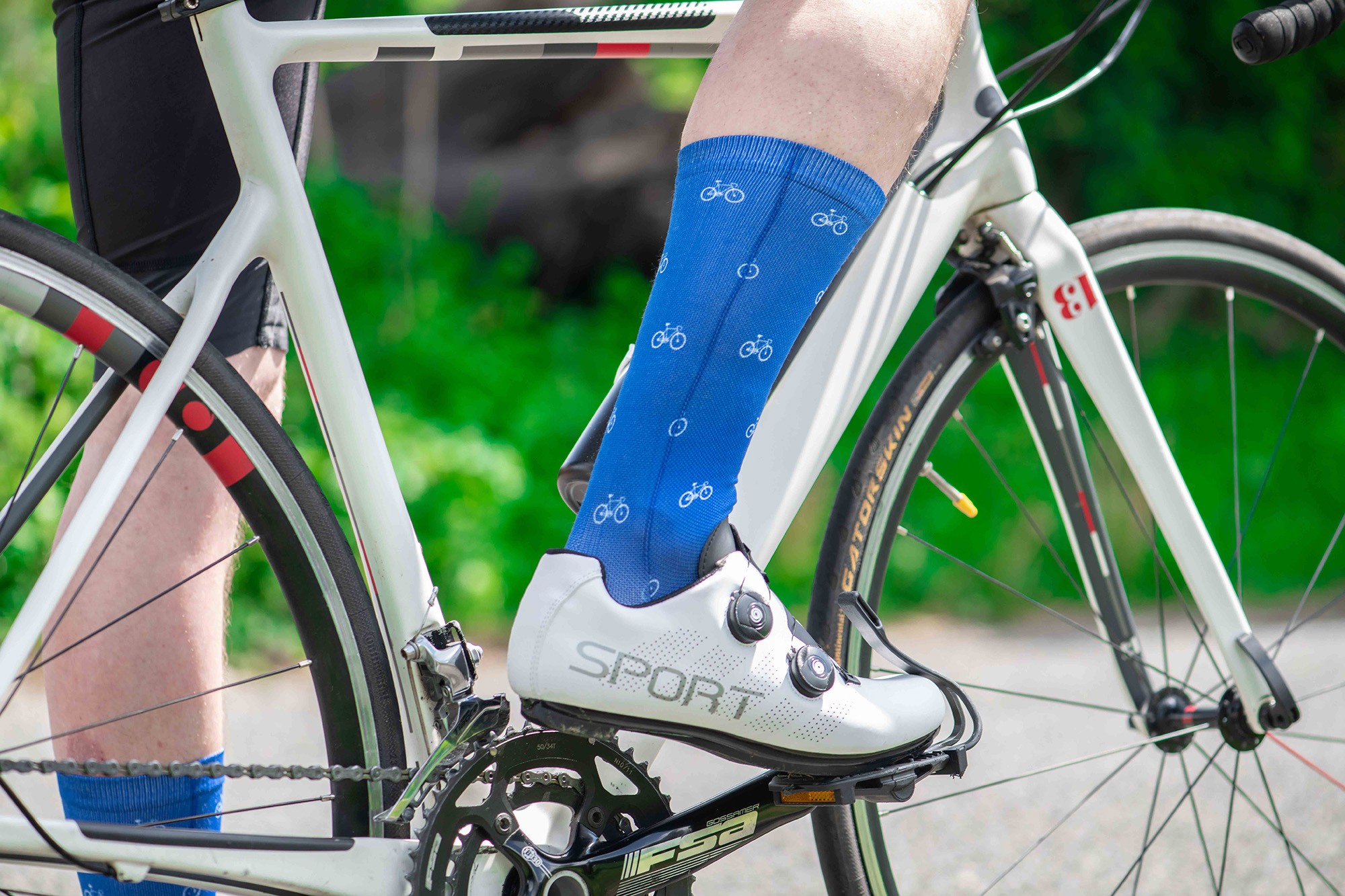 Calcetines deportivos divertidos para crossfit, correr, ciclismo, gimnasio,  MTB - Calcetines largos coloridos para hombres y mujeres.
